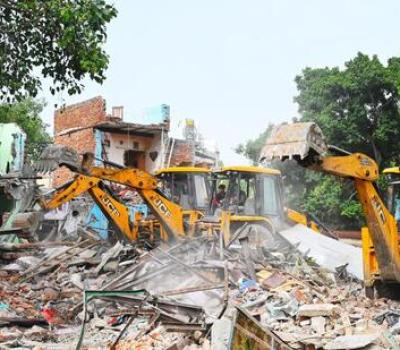 A_demolition_drive_at_Madrasi_Camp_on_June_1_Vip_1748973339510.jpg
